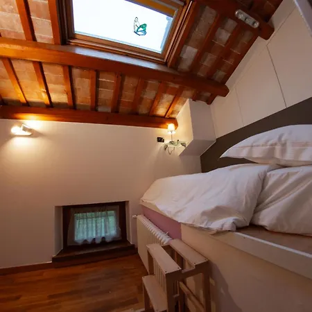 La Valle Dei Laghi Apartment