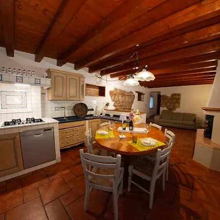 Apartment La Valle Dei Laghi Revine Lago